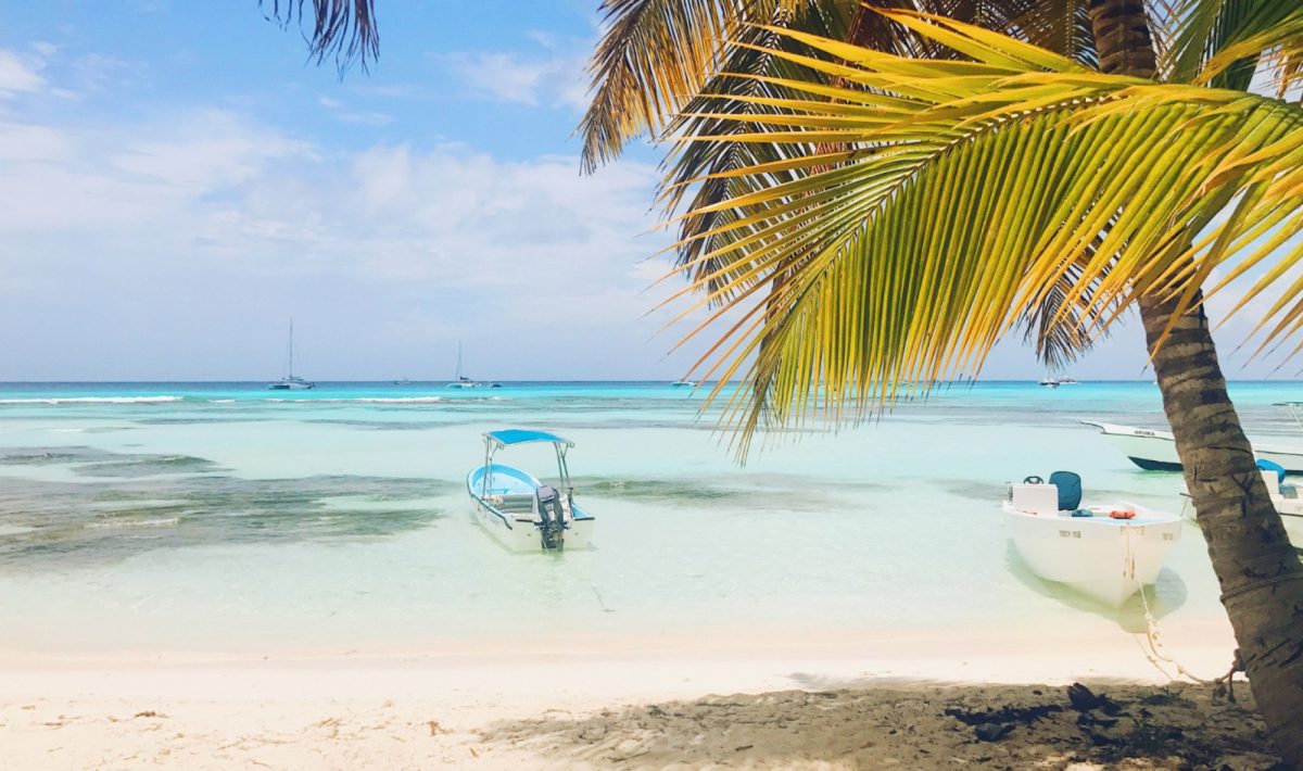 Explorez les Caraïbes : le moment parfait pour naviguer